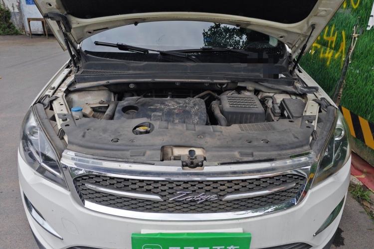Used Zotye Domy X5 2015 1.5T Manual Luxury Version China IV Standard Engine Bay