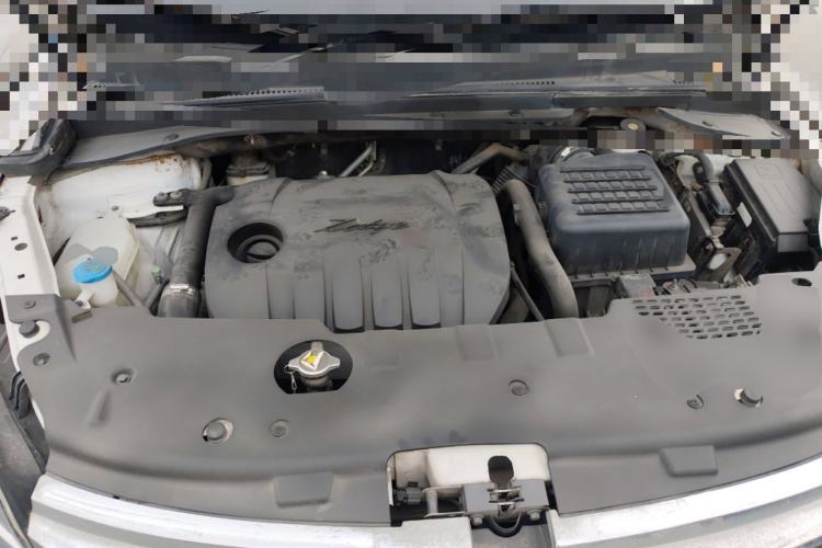 Used Zotye Domy X5 2015 1.5T Manual Luxury Version China IV Standard Engine Bay