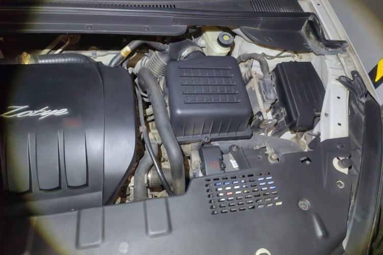 Used Zotye Domy X5 2015 1.5T CVT Landlord Model China IV Standard Engine Bay Left