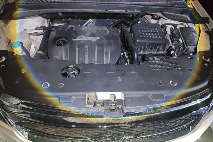 Used Zotye Domy X5 2015 1.5T CVT ZhiXian Model China IV Standard Engine Bay