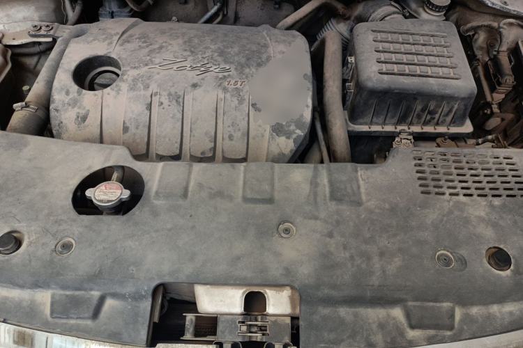 Used Zotye Domy X5 2015 1.5T CVT Landlord Model China IV Standard Engine Bay