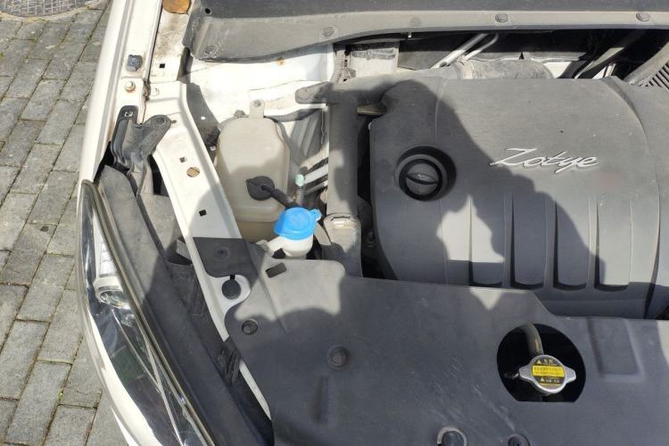 Used Zotye Domy X5 2015 1.5T CVT ZhiXian Model China IV Standard Engine Bay Right