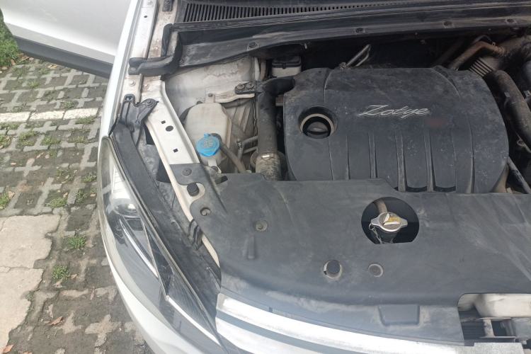 Used Zotye Domy X5 2015 1.5T Manual Luxury Version China IV Standard Engine Bay Right