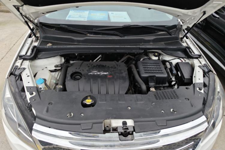 Used Zotye Domy X5 2015 1.5T Manual Luxury Version China IV Standard Engine Bay