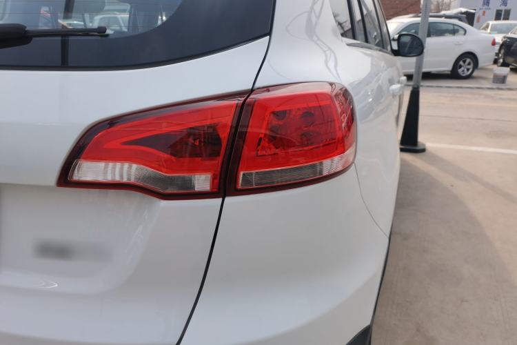 Used Zotye Domy X5 2015 1.5T CVT Landlord Edition China V Standard Exterior 3