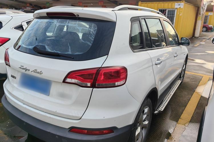 Used Zotye Domy X5 2015 1.5T CVT ZhiXian Model China IV Standard Exterior 4
