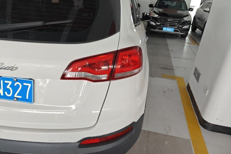 Used Zotye Domy X5 2015 1.5T CVT Chancellor Model China V Standard Exterior 6