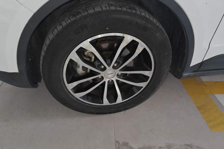Used Zotye Domy X5 2015 1.5T CVT Chancellor Model China V Standard Exterior 7
