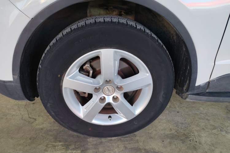 Used Zotye Domy X5 2015 1.5T CVT Landlord Model China IV Standard Exterior 7