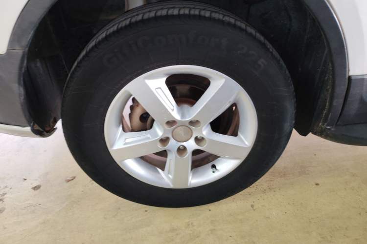 Used Zotye Domy X5 2015 1.5T CVT Landlord Model China IV Standard Exterior 8