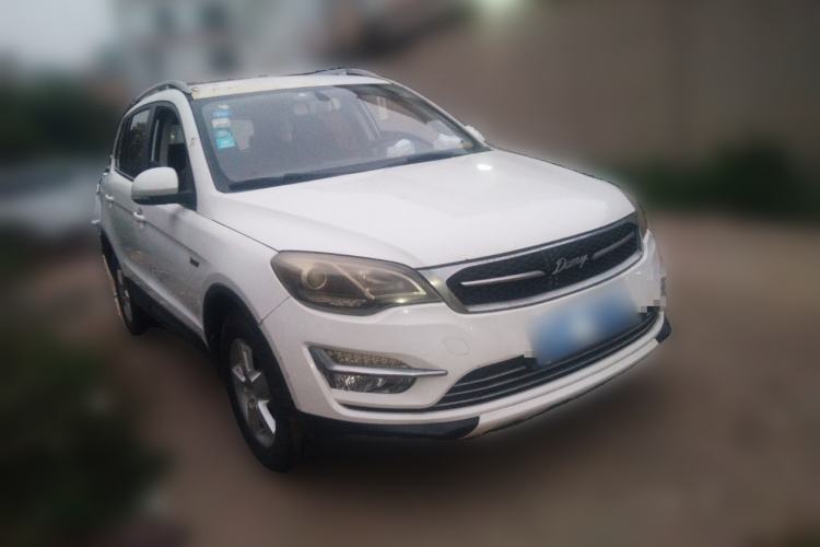Used Zotye Domy X5 2015 1.5T Manual Luxury Version China IV Standard Front Right 45 Deg