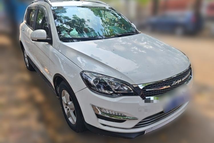 Used Zotye Domy X5 2015 1.5T Manual Luxury Version China IV Standard Front Right 45 Deg