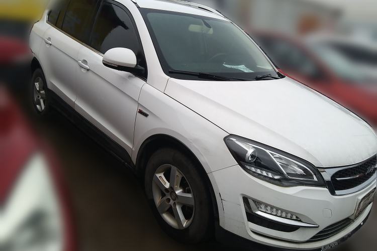 Used Zotye Domy X5 2015 1.5T CVT Landlord Model China IV Standard Front Right 45 Deg