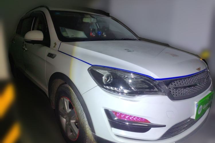Used Zotye Domy X5 2015 1.5T CVT Landlord Model China IV Standard Front Right 45 Deg