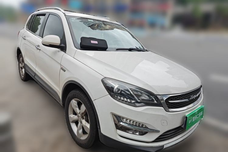 Used Zotye Domy X5 2015 1.5T Manual Luxury Version China IV Standard Front Right 45 Deg
