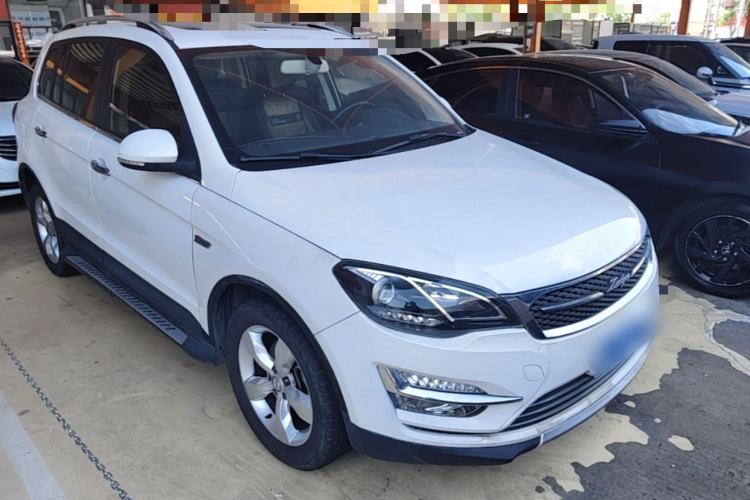 Used Zotye Domy X5 2015 1.5T CVT ZhiXian Trim China V Standard Front Right 45 Deg