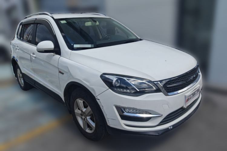 Used Zotye Domy X5 2015 1.5T Manual Luxury Model China V Standard Front Right 45 Deg