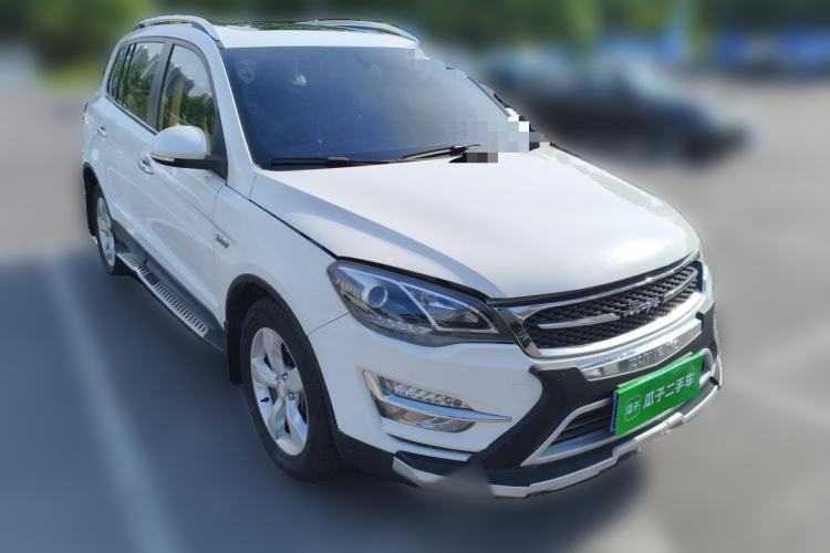 Used Zotye Domy X5 2015 1.5T CVT ZhiXian Model China IV Standard Front Right 45 Deg