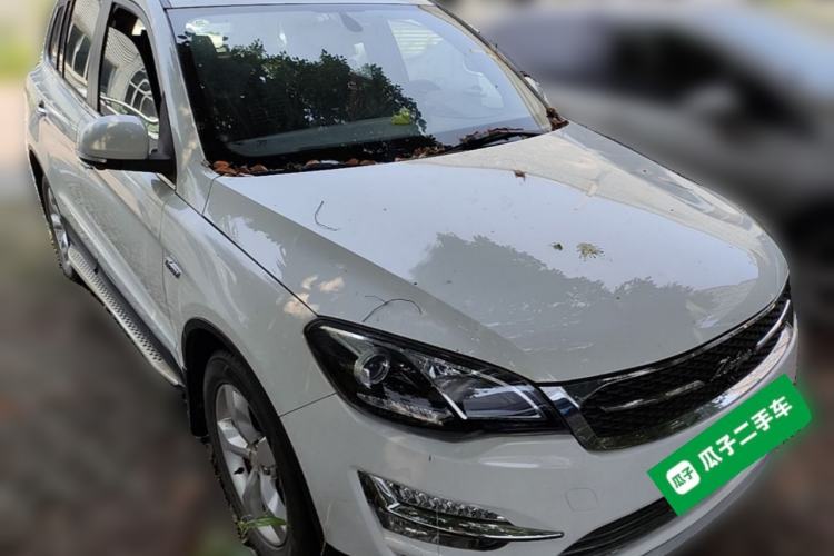 Used Zotye Domy X5 2015 1.5T CVT ZhiXian Model China IV Standard Front Right 45 Deg