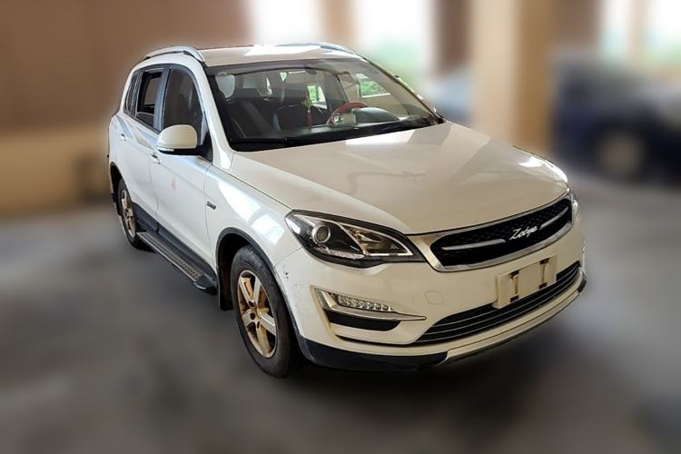Used Zotye Domy X5 2015 1.5T Manual Luxury Version China IV Standard Front Right 45 Deg