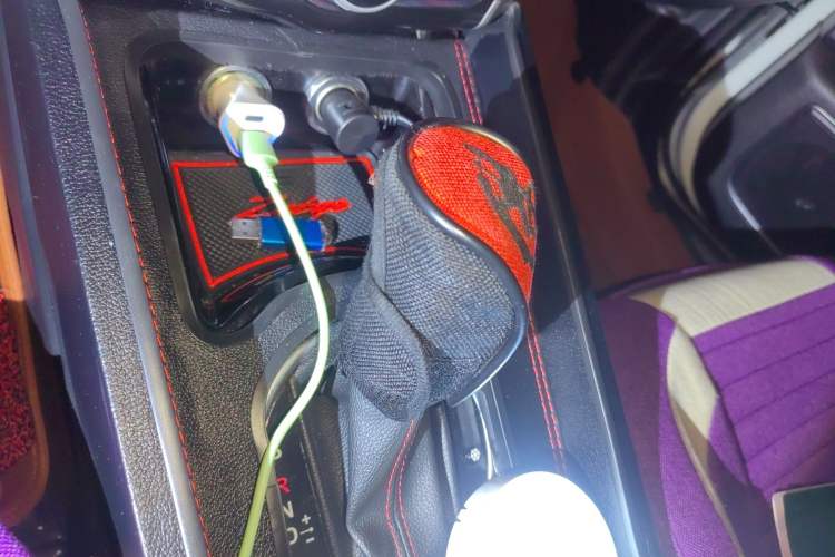 Used Zotye Domy X5 2015 1.5T CVT Landlord Model China IV Standard Gear Lever
