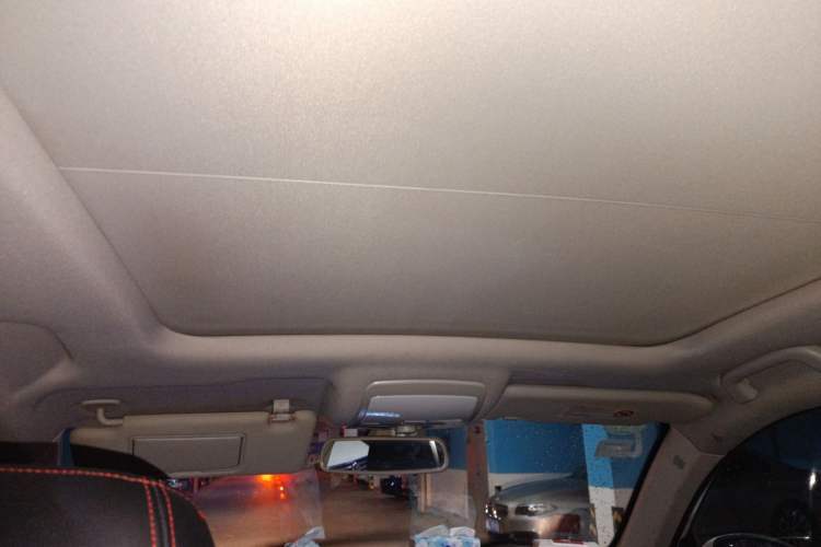 Used Zotye Domy X5 2015 1.5T CVT ZhiXian Trim China V Standard Headliner