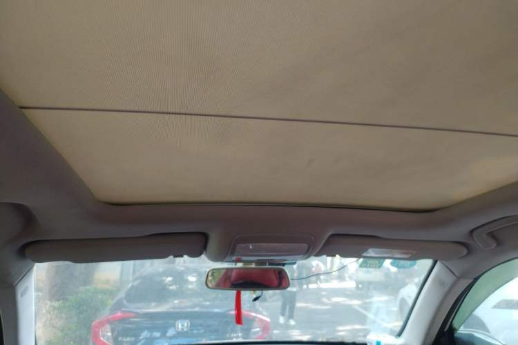 Used Zotye Domy X5 2015 1.5T Manual Luxury Version China IV Standard Headliner