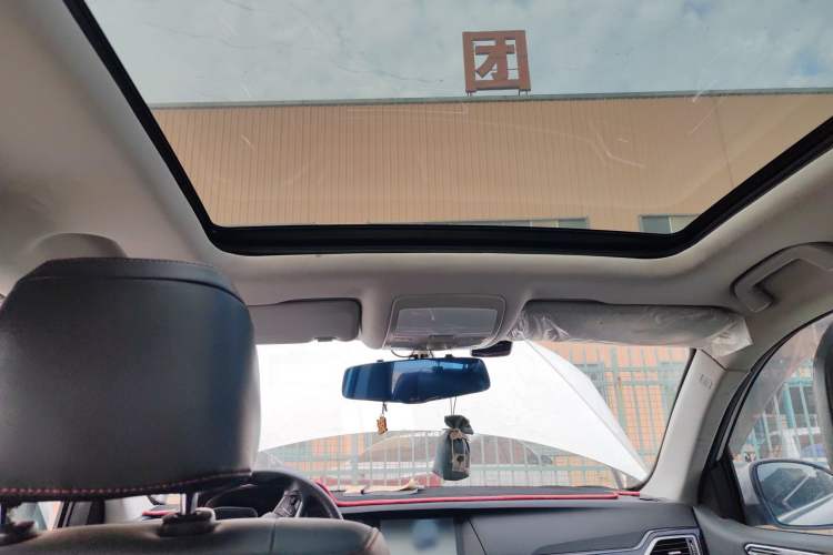 Used Zotye Domy X5 2015 1.5T Manual Luxury Model China V Standard Headliner