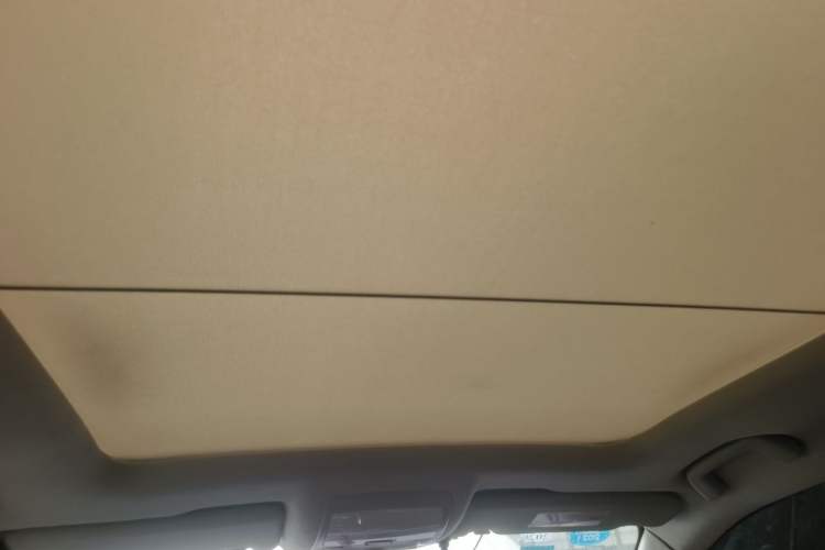 Used Zotye Domy X5 2015 1.5T Manual Luxury Model China V Standard Headliner