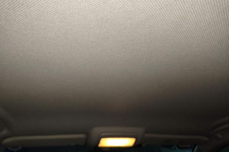 Used Zotye Domy X5 2015 1.5T Manual Elite Model China IV Standard Headliner