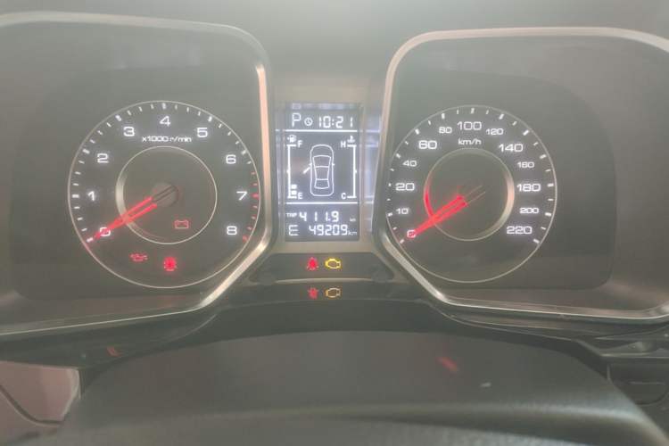 Used Zotye Domy X5 2015 1.5T CVT ZhiXian Model China IV Standard Instrument Cluster
