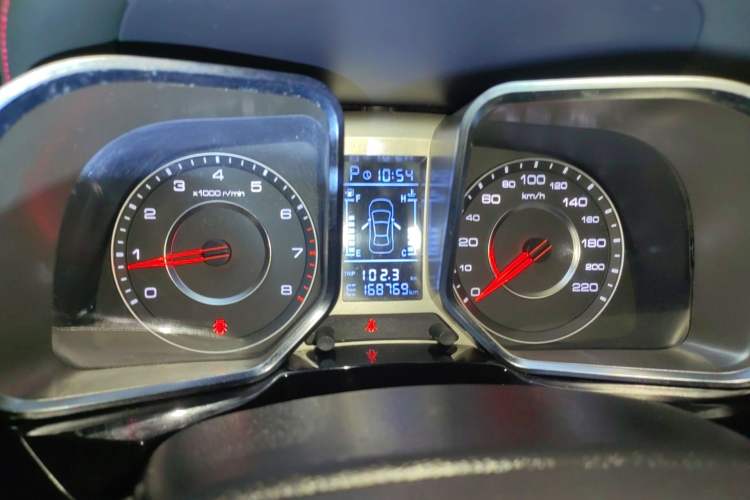 Used Zotye Domy X5 2015 1.5T CVT Landlord Model China IV Standard Instrument Cluster
