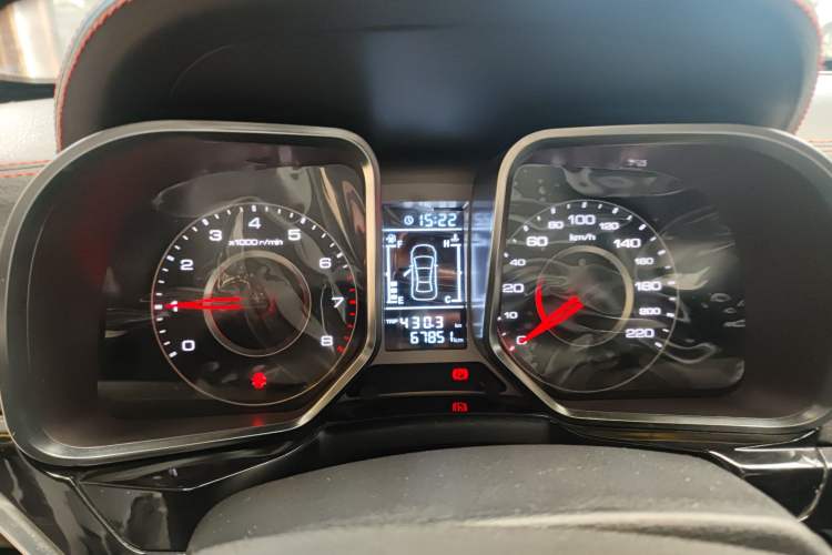 Used Zotye Domy X5 2015 1.5T Manual Luxury Version China IV Standard Instrument Cluster