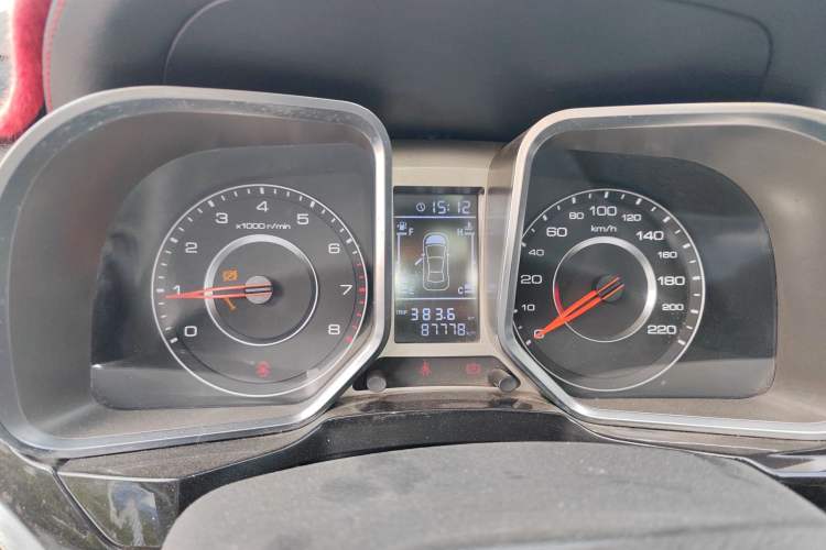 Used Zotye Domy X5 2015 1.5T Manual Luxury Model China V Standard Instrument Cluster