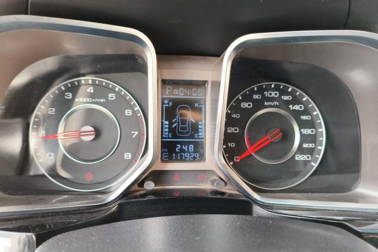 Used Zotye Domy X5 2015 1.5T CVT ZhiXian Model China IV Standard Instrument Cluster