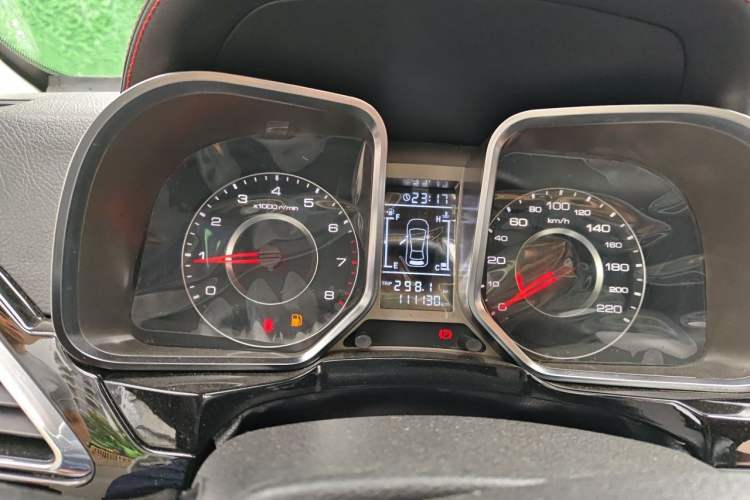 Used Zotye Domy X5 2015 1.5T Manual Elite Model China V Standard Instrument Cluster