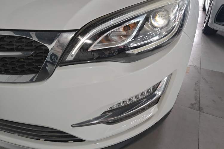 Used Zotye Domy X5 2015 1.5T CVT Chancellor Model China V Standard Left Front Headlight