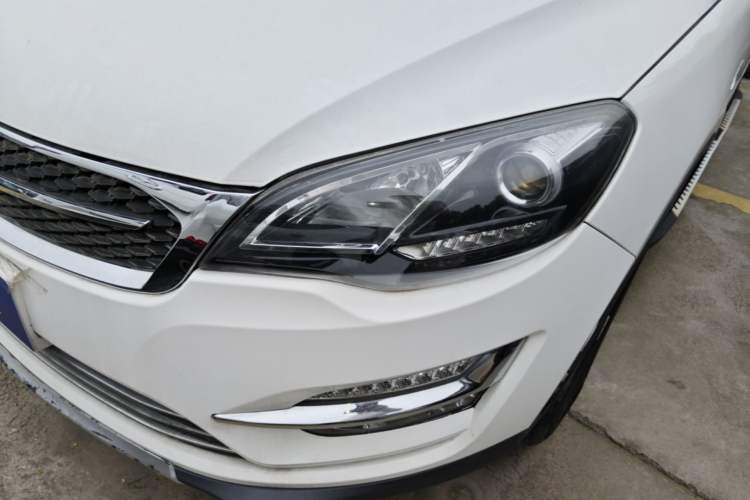 Used Zotye Domy X5 2015 1.5T Manual Luxury Version China IV Standard Left Front Headlight