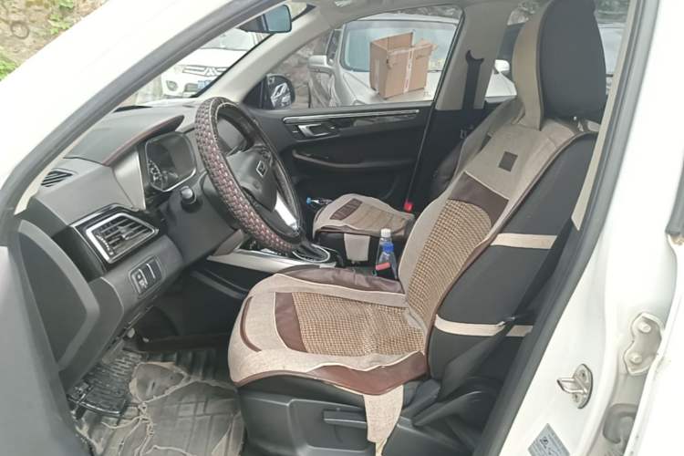 Used Zotye Domy X5 2015 1.5T CVT ZHANG GUI Model China V Standard Left Front Seat