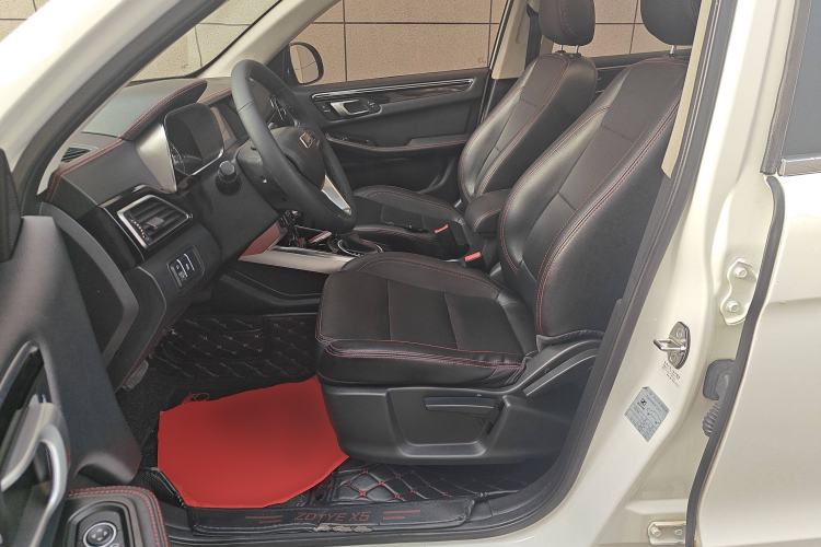 Used Zotye Domy X5 2015 1.5T CVT ZhiXian Model China IV Standard Left Front Seat