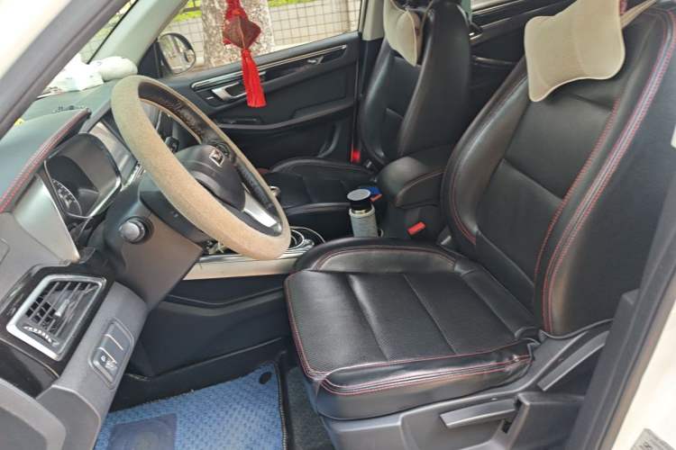 Used Zotye Domy X5 2015 1.5T Manual Luxury Version China IV Standard Left Front Seat