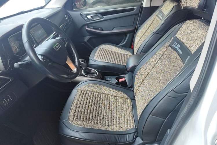 Used Zotye Domy X5 2015 1.5T CVT ZhiXian Trim China V Standard Left Front Seat