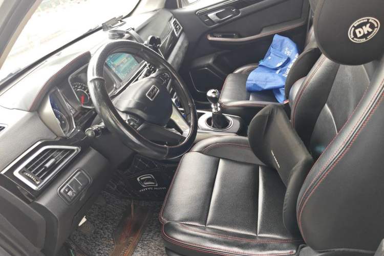 Used Zotye Domy X5 2015 1.5T Manual Luxury Version China IV Standard Left Front Seat
