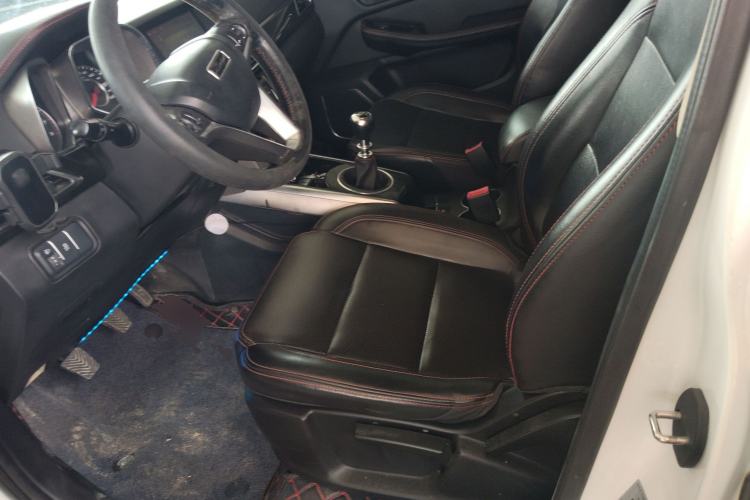 Used Zotye Domy X5 2015 1.5T Manual Luxury Version China IV Standard Left Front Seat