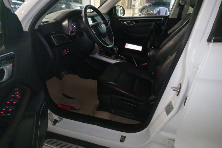 Used Zotye Domy X5 2015 1.5T CVT ZhiXian Trim China V Standard Left Front Seat