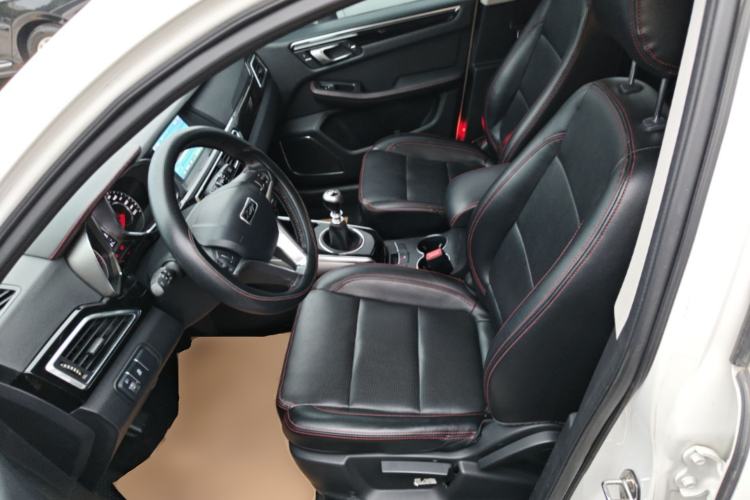 Used Zotye Domy X5 2015 1.5T Manual Luxury Version China IV Standard Left Front Seat