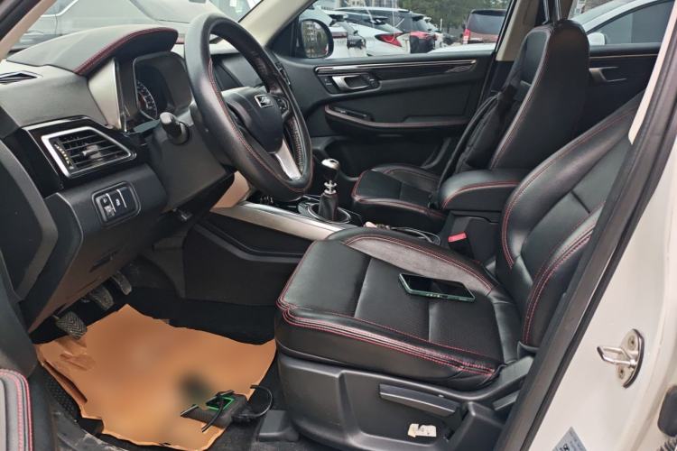 Used Zotye Domy X5 2015 1.5T Manual Luxury Version China IV Standard Left Front Seat