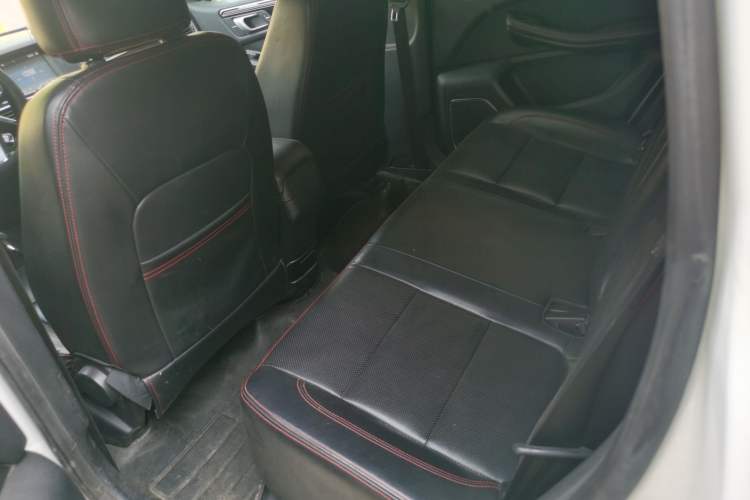 Used Zotye Domy X5 2015 1.5T Manual Luxury Version China IV Standard Left Rear Seat