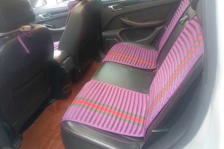Used Zotye Domy X5 2015 1.5T Manual Luxury Version China IV Standard Left Rear Seat