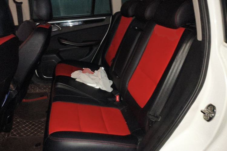 Used Zotye Domy X5 2015 1.5T Manual Elite Model China IV Standard Left Rear Seat